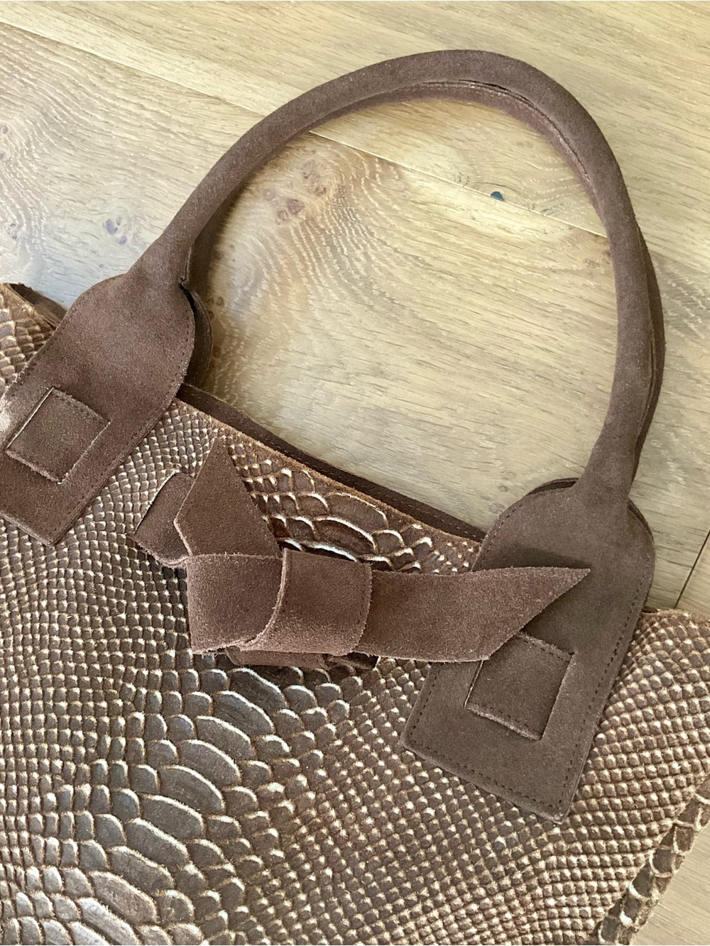 Longobardi Italian Brown Snake Embossed Leather Suede Bow Tote Bag Expandable - Picture 2 of 16